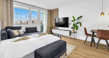 Cloud Apartment - City & Nature Escape