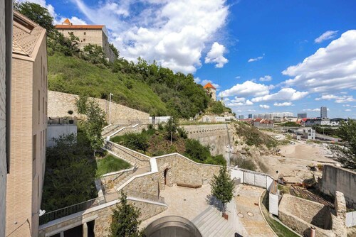 Castle and Danube View Apartment