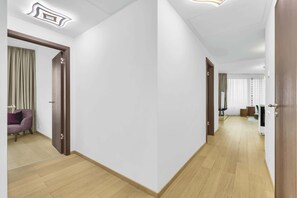 Interior - Skypark's Modern Suite (Bratislava - Old Town)