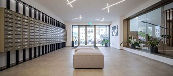 Central Studio Modern & Cozy