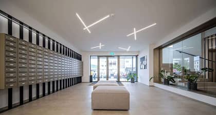 Central Studio Modern & Cozy