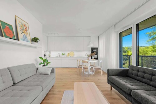 Bright Design City Loft with Balcony