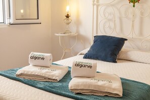 Wi-Fi gratuit, draps fournis