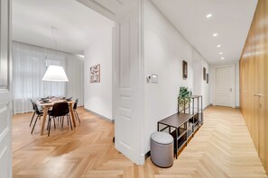 Dining - Spacious Stylish Apartment in City Centre (Bratislava - Old Town)