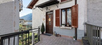 La Casetta di Marilena – Balcony with Mountain View, Near Lake Como
