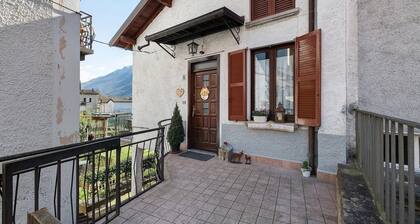 La Casetta di Marilena – Balcony with Mountain View, Near Lake Como