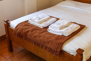 Free WiFi, bed sheets - H 07 - Carreagem Beach Studio in Montes de Praias (Aljezur)