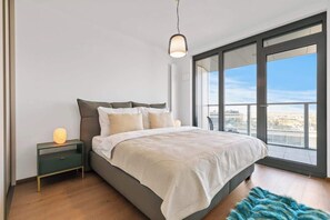 Iron/ironing board, WiFi, bed sheets - Eurovea Tower Apt 2 Sky View (Bratislava)