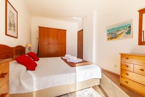Room - A54 - Vila Praia Dona Ana Sun and Pool (Lagos)