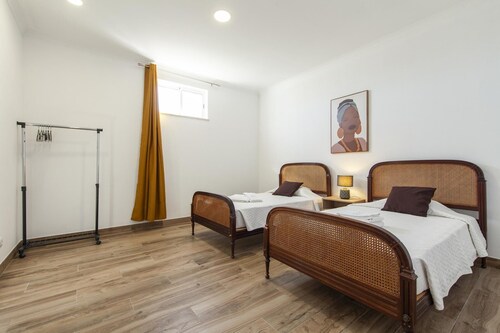 HH 04 - Bedroom 4 in Olive Hills Guesthouse