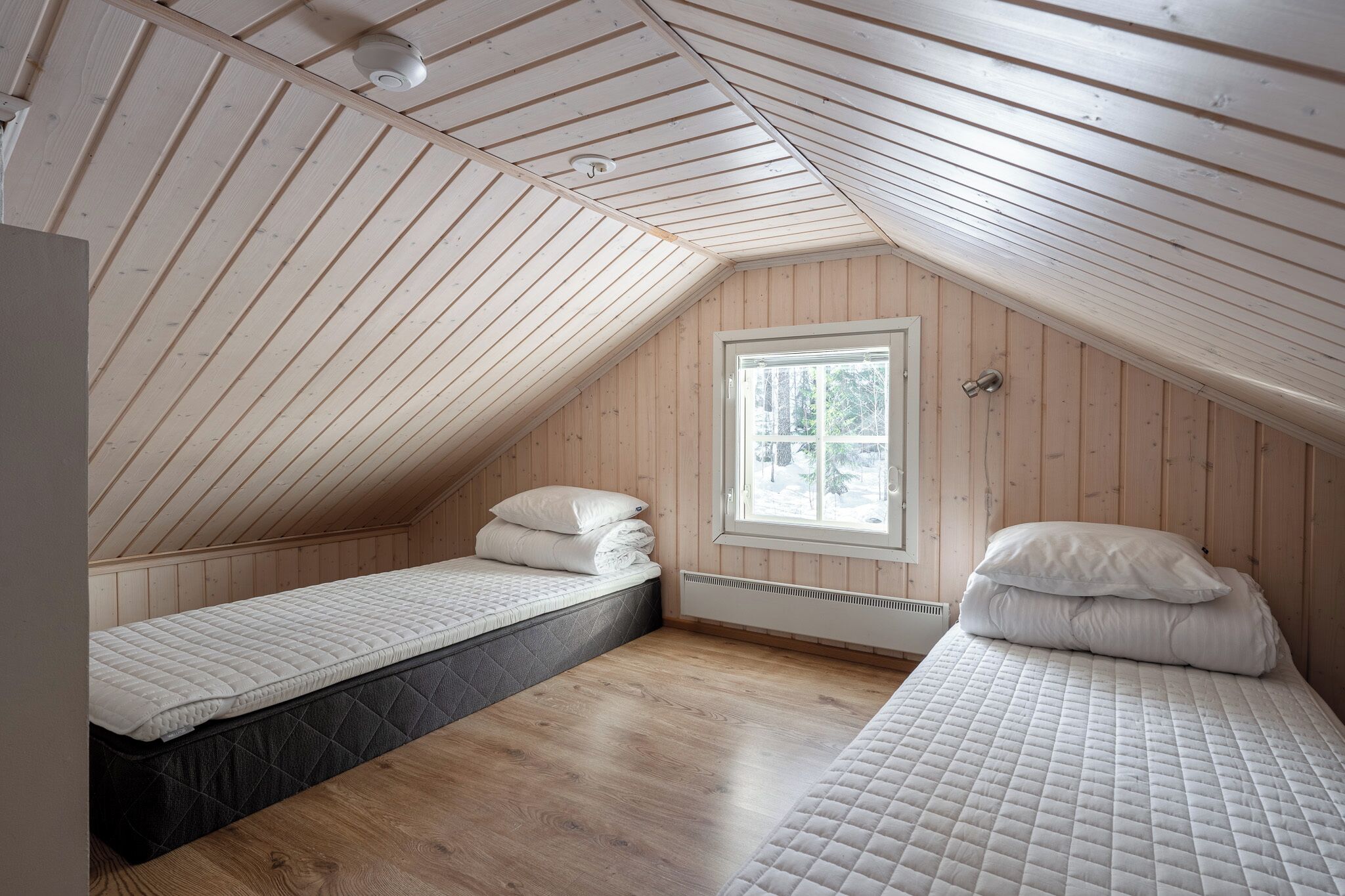 Comfort-Ferienhütte, Balkon, Blick auf den Innenhof