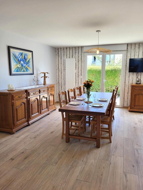 用餐