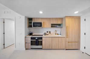 Condo, Balcony, City View | Private kitchen - Stylish 1-BD Condo - City Views (Miami)