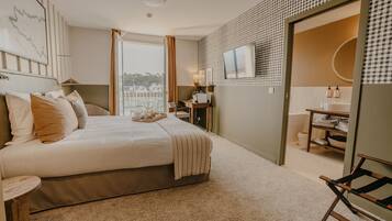 Superior Room - Port View with Balcony