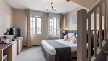 Familiale - Vue sur le port | Literie de qualité supérieure, coffres-forts dans les chambres