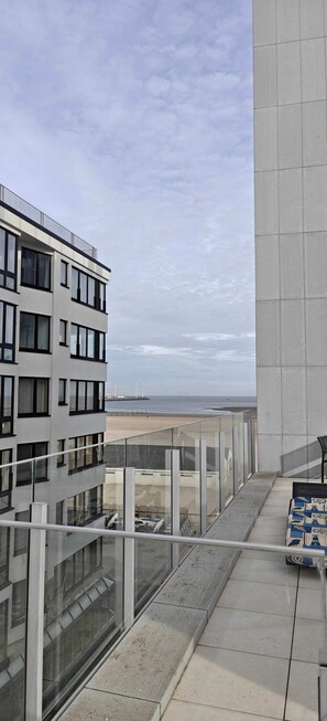 Property grounds - Seaside Apartment with Large Terrace & Views (Knokke-Heist)