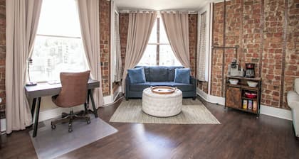 Spacious Historic Gem Near Downtown