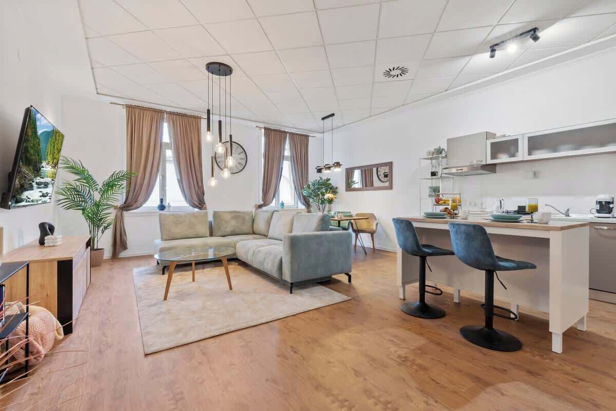 Télévision, espaces bureaux