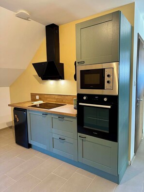 Private kitchen - Vrbo Property (Ohain)