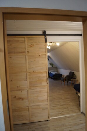 Interior - Holiday Home “Quiet and Renovated Apartment” with Wi-Fi (Schwendi)