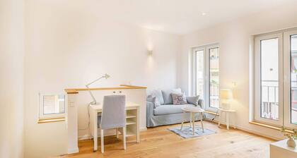 Lemon3: Courtyard Maisonette– Quiet & Stylish