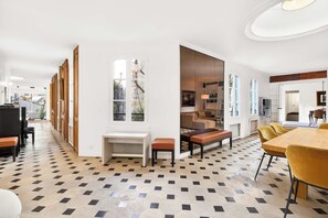 Interior - Stunning Penthouse Above the Rooftops of Paris (Paris)