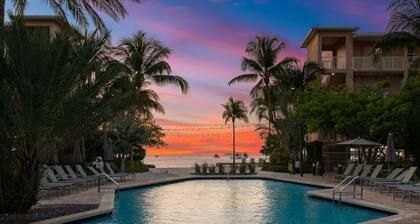 Pool View 3BR Residence | Beachside Resort