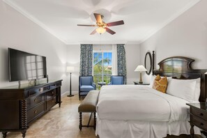 Room - Pool View Suite | Beachside Resort (Key West)