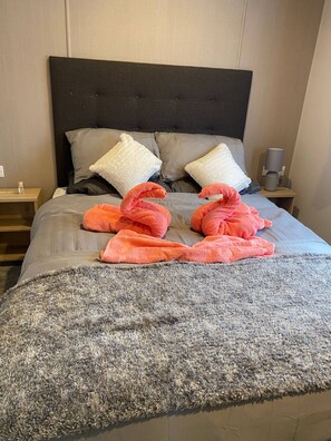 House, 2 Bedrooms, Balcony