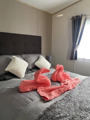 House, 2 Bedrooms, Balcony | 2 bedrooms