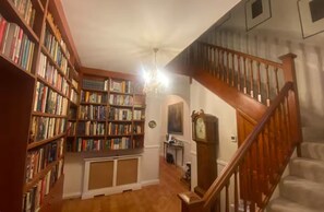 Interior - Spacious family home, fully modernised (London)