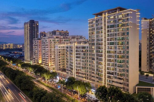 Lofi Hotel - Pazhou Canton Fair Center