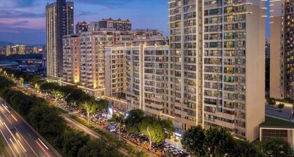 Lofi Hotel - Pazhou Canton Fair Center