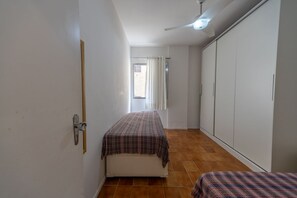 House - Apartamento Para 6 Pessoas a 600m da Praia (Guarujá)
