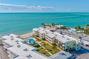 Exterior - *NEW* Coral Sands Oceanfront-Beach & Pool (Key Colony Beach)