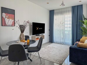 Living area - Qoople Excellence C55 Apartment 1+1 in Alanya (Alanya)