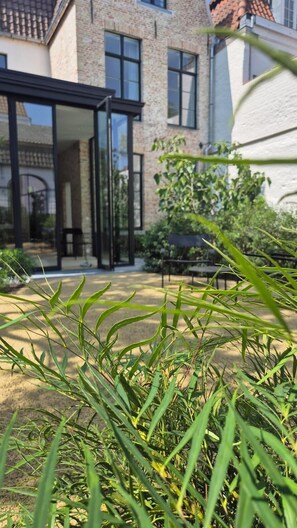 Exterior detail - Everelmus (Bruges)