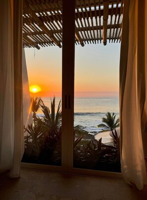 Interior - Romantic Mediterranean Escape by the Sea (La Majahua)