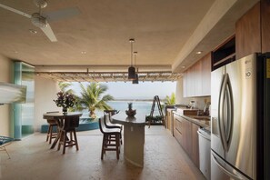 Fridge, dishwasher, coffee/tea maker, dining tables - Luxury Sofia 6 in luxury condo (La Majahua)