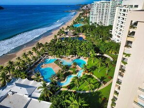 Exterior - Elegant Beachfront Studio in Monarca Ixtapa (Ixtapa)