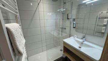 Chambre Confort | Salle de bain