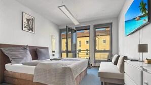 6 Schlafzimmer