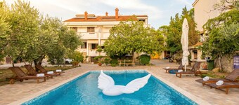 One-bedroom apartment Casa Vidasca 101 with the pool and private balcony