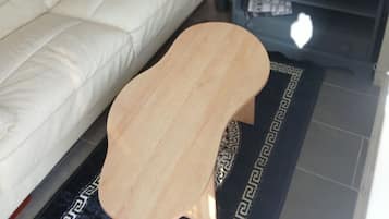 Family Apartment, Multiple Beds, Private Bathroom, Garden View | In-room dining