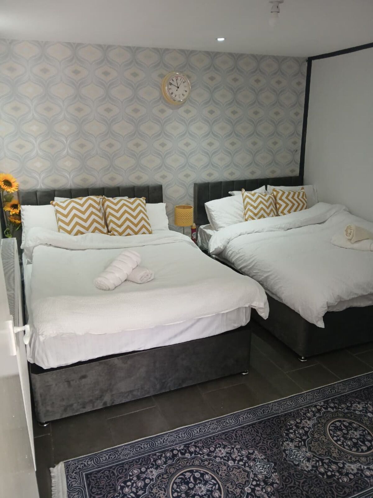 Familie appartement, meerdere bedden, privébadkamer, uitzicht op tuin