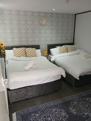 Appartement familial, Plusieurs lits, salle de bain privée, vue sur le jardin