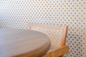 Dining - GuestReady - Modern family-friendly retreat (Boavista)