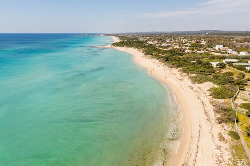 Villa 'Marta Punta Prosciutto' with Sea View, Wi-Fi and Air Conditioning
