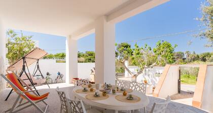 Villa 'Marta Punta Prosciutto' with Sea View, Wi-Fi and Air Conditioning