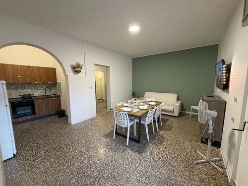 Villa „Marta Punta Prosciutto“ mit Meerblick, WLAN und Klimaanlage